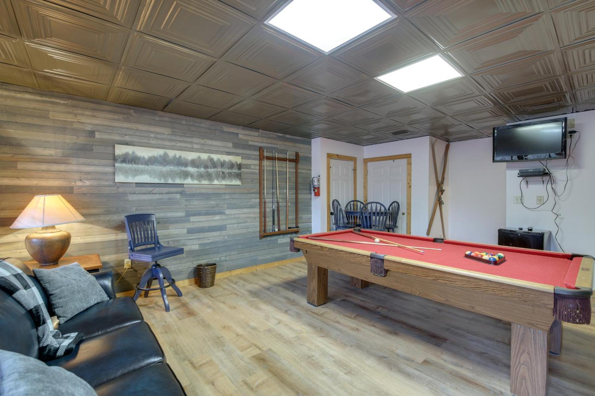 Willa Pet-Friendly Gatlinburg Retreat With Hot Tub! Zewnętrze zdjęcie